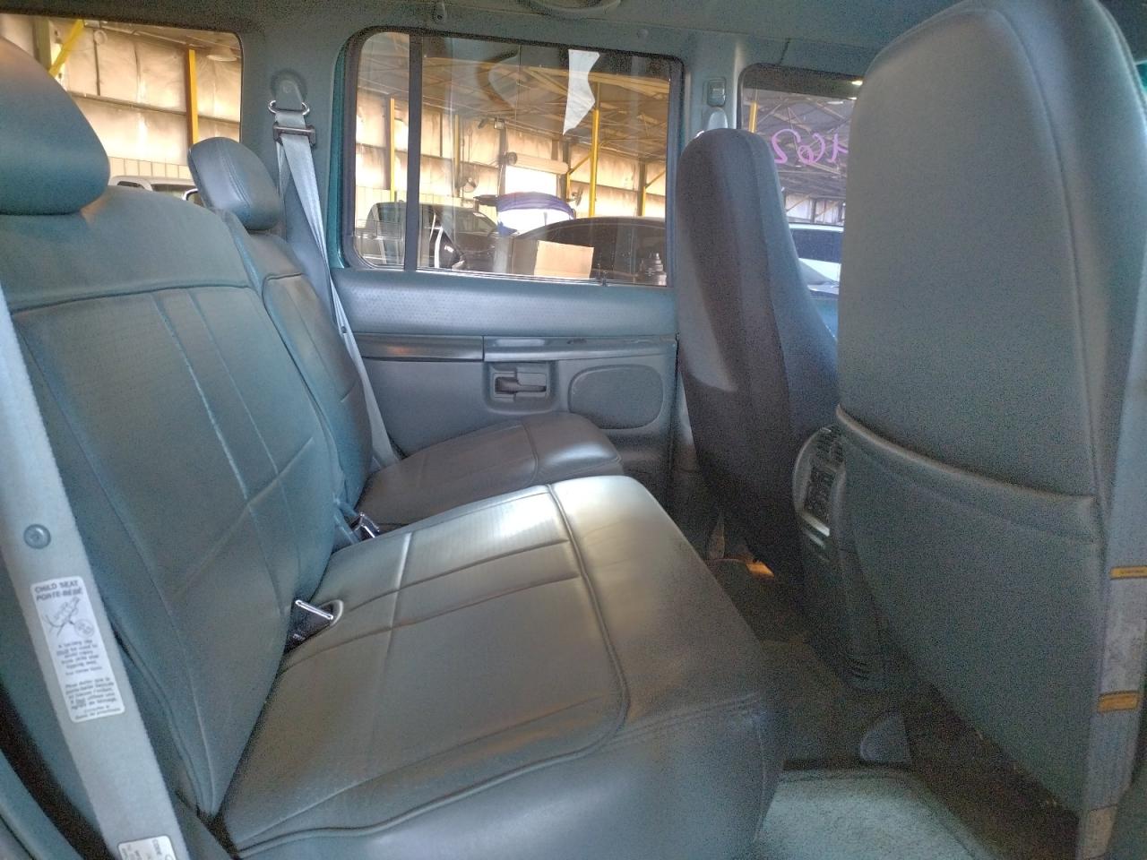 Photo 6 from auction – 1995 FORD EXPLORER with VIN 1FMDU34XXSUA56419