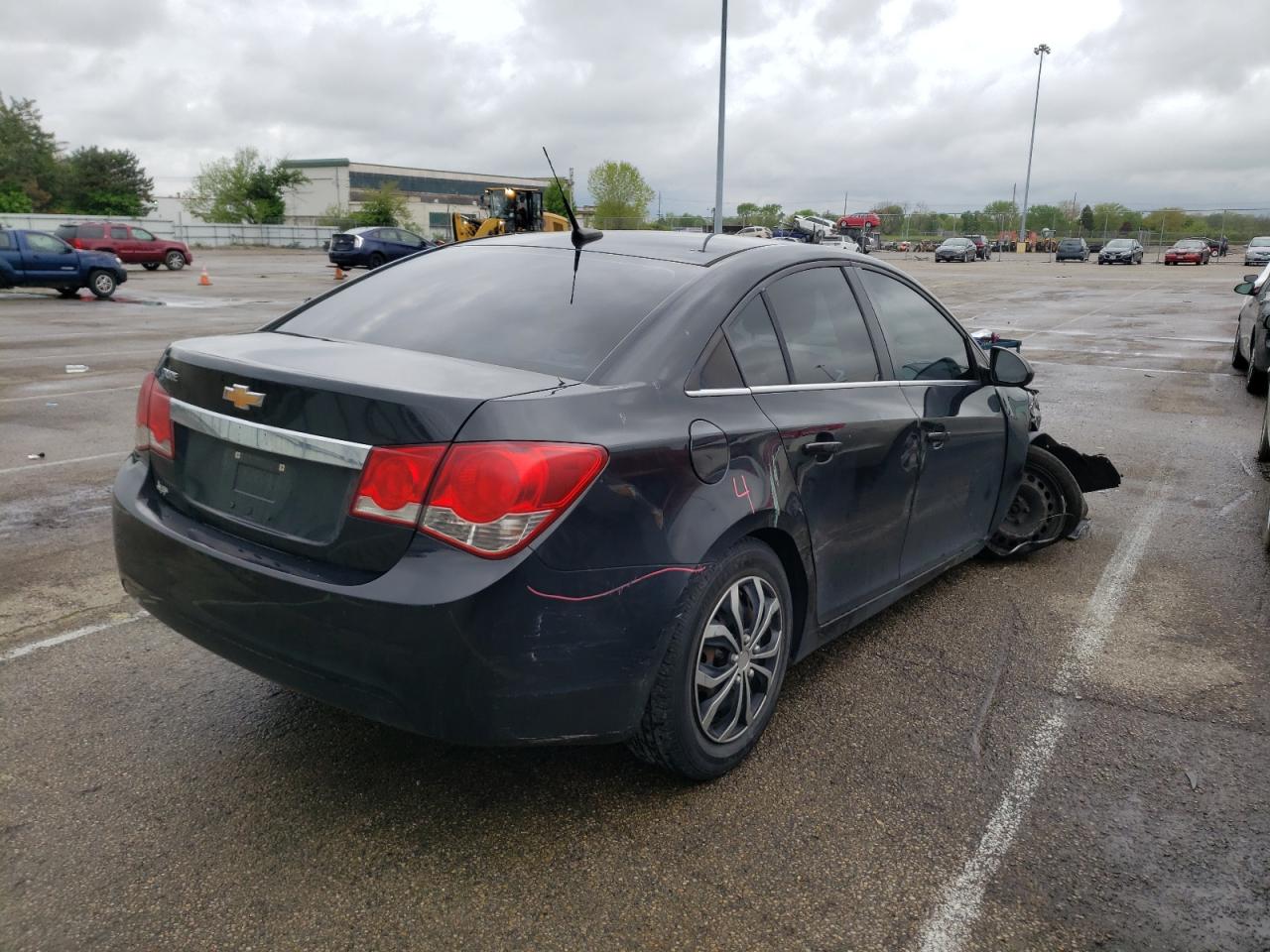 Photo 4 from auction – 2011 CHEVROLET CRUZE LS with VIN 1G1PC5SH8B7275947