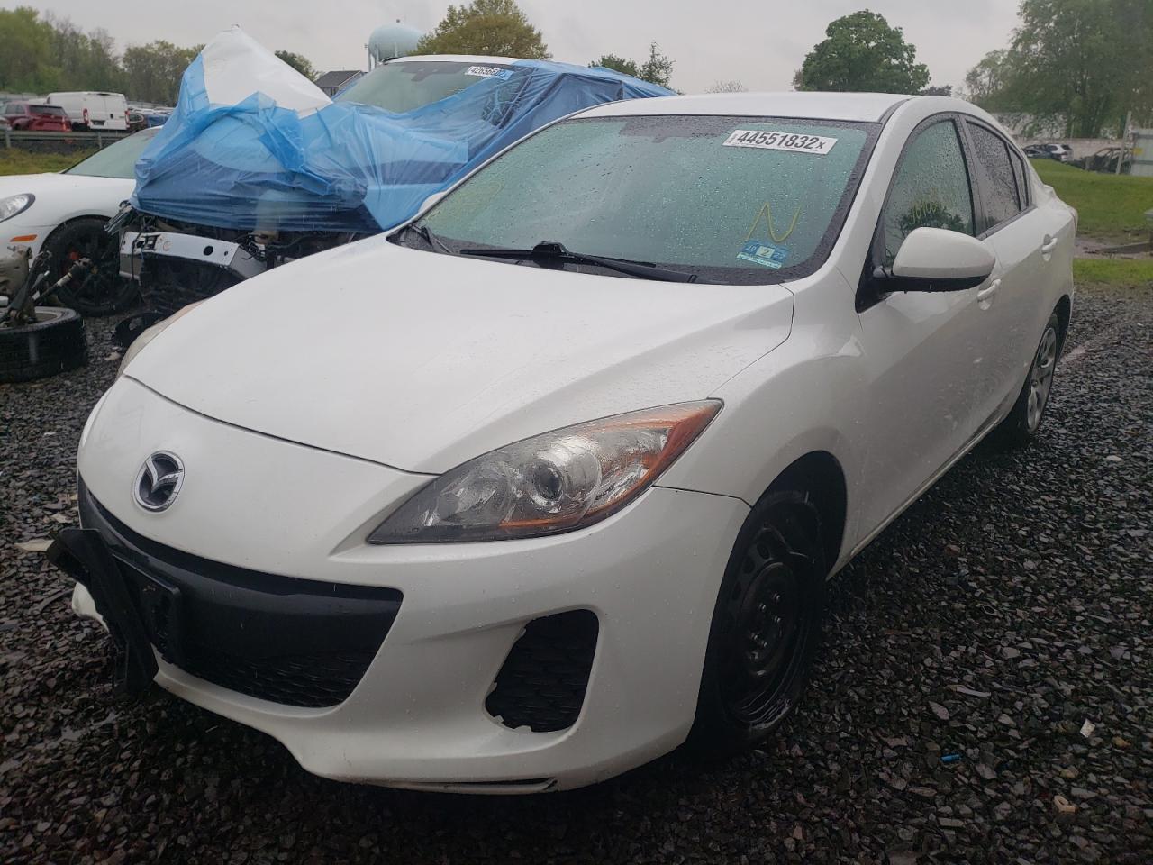 Photo 2 from auction – 2012 MAZDA 3 I with VIN JM1BL1UGXC1518046