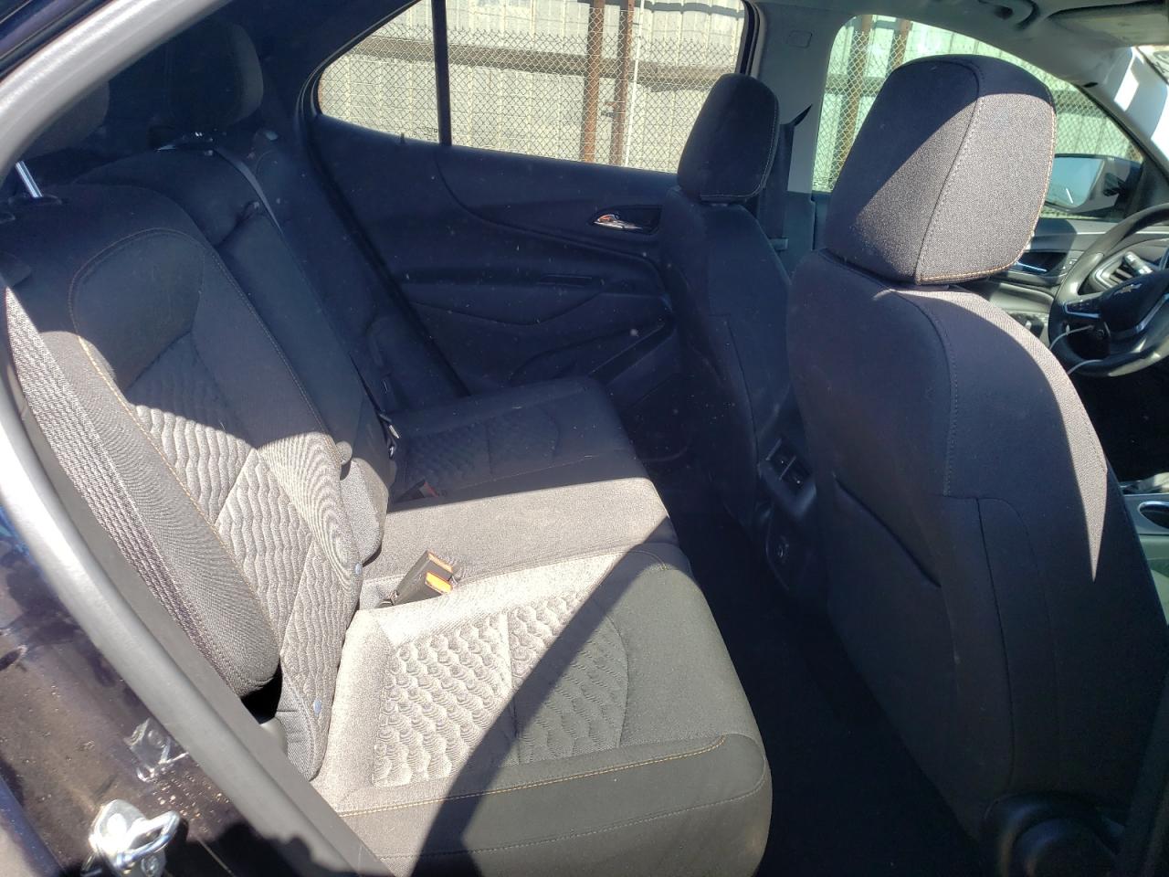 Photo 6 from auction – 2021 CHEVROLET EQUINOX LT with VIN 3GNAXUEVXMS114279