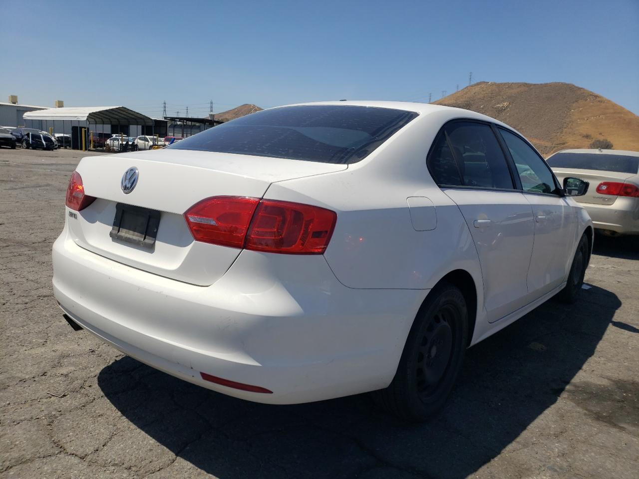 Photo 4 from auction – 2012 VOLKSWAGEN JETTA BASE with VIN 3VW2K7AJXCM339253