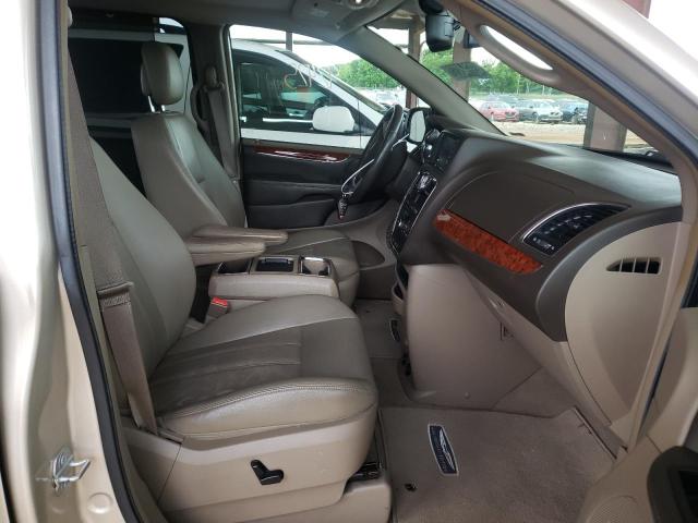 Photo 5 from auction – 2016 CHRYSLER TOWN & COU with VIN 2C4RC1CG2GR149703