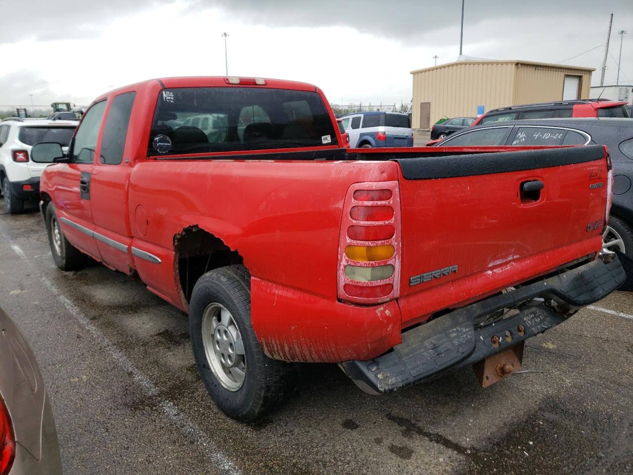 Photo 16 from auction – 1999 GMC NEW SIERRA with VIN 2GTEC19T4X1511242