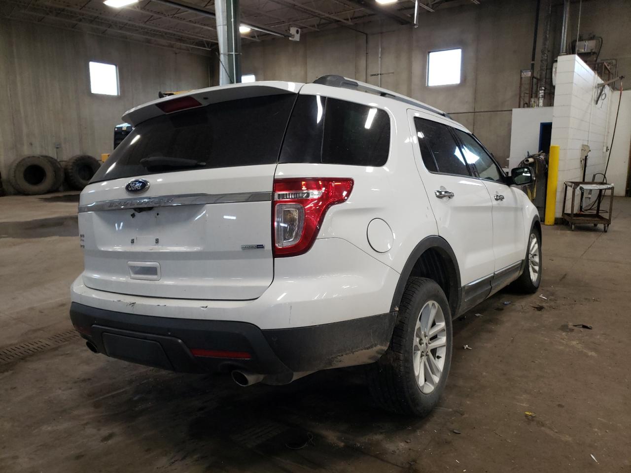 Фото 4 с аукциона – 2015 FORD EXPLORER X с VIN 1FM5K8D81FGA93329
