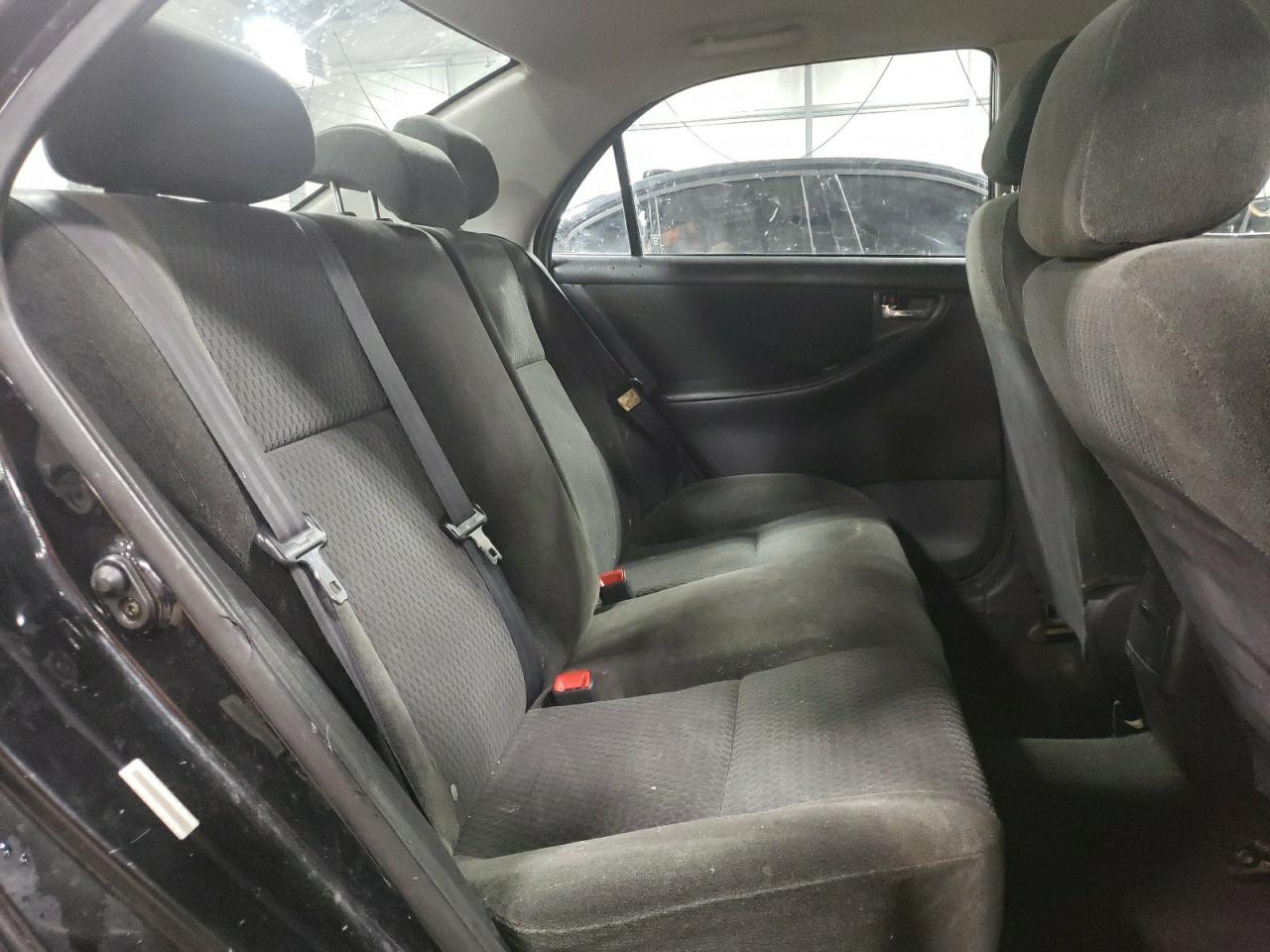 Photo 6 from auction – 2006 TOYOTA COROLLA CE with VIN 1NXBR32E56Z681567