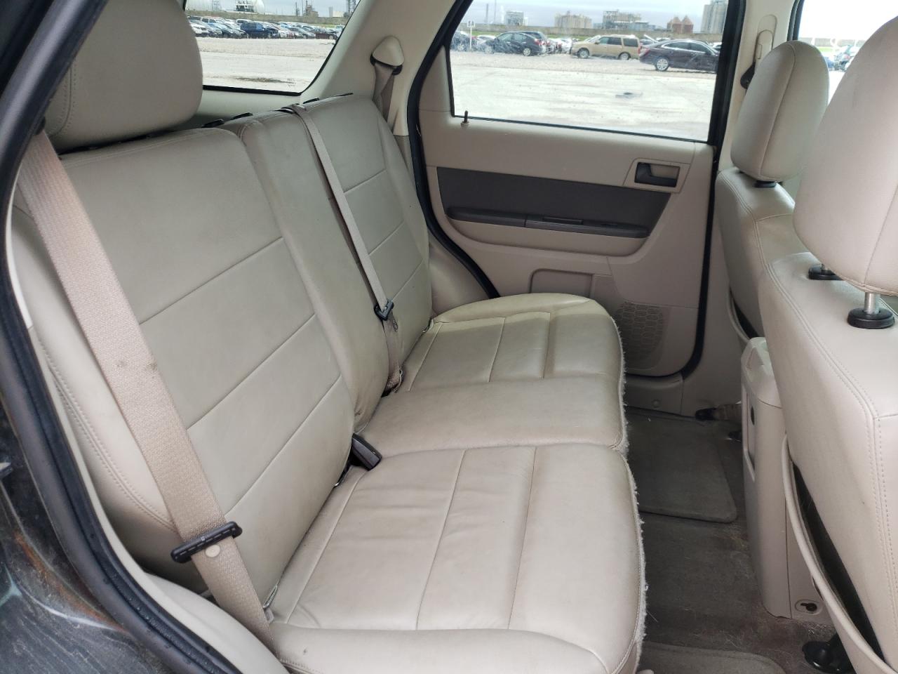 Photo 6 from auction – 2011 FORD ESCAPE XLT with VIN 1FMCU9D72BKC47651