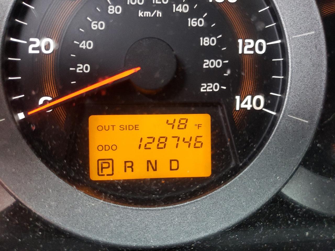 Photo 8 from auction – 2007 TOYOTA RAV4 with VIN JTMZD33V975053409