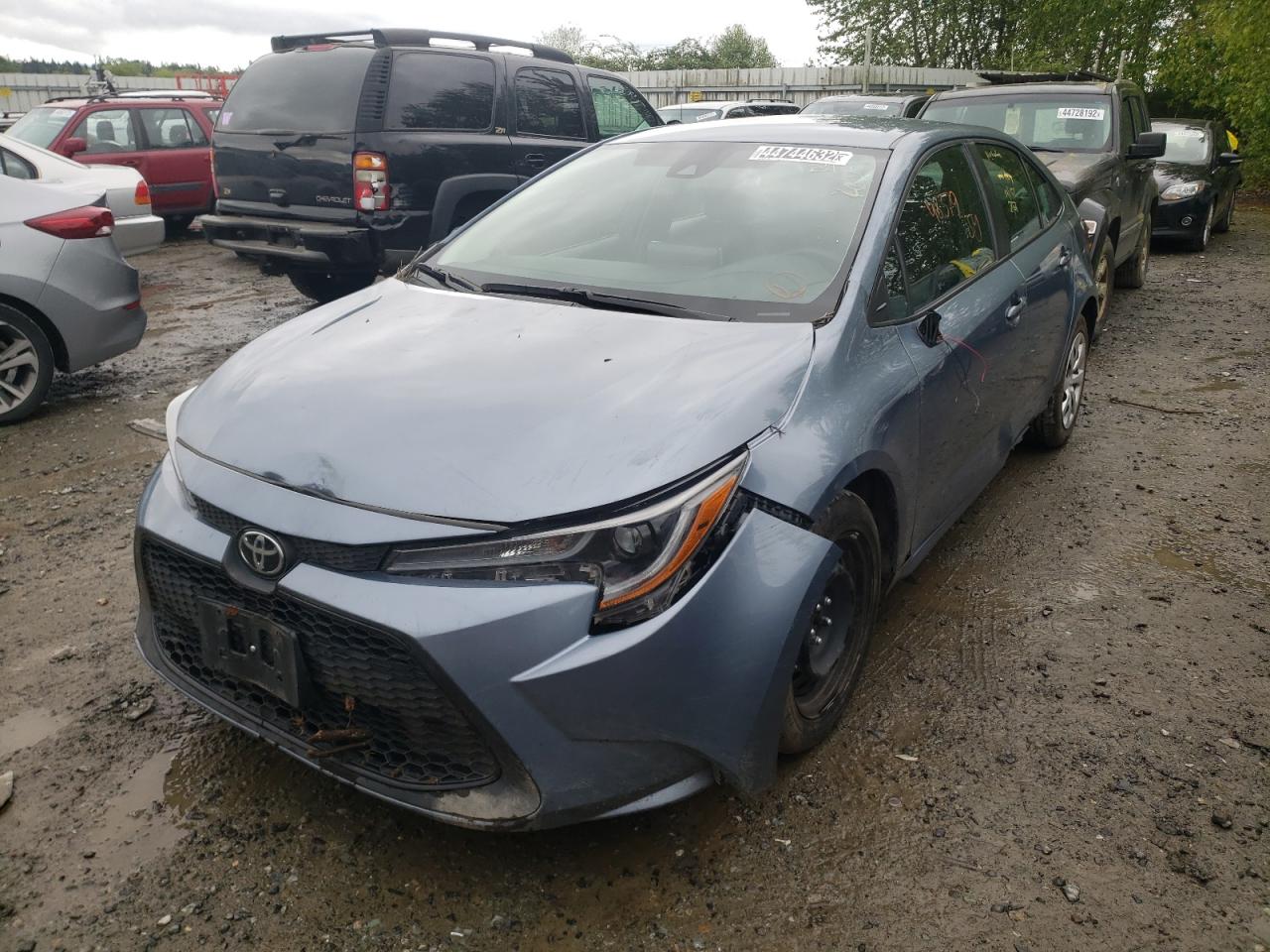 Photo 2 from auction – 2020 TOYOTA COROLLA LE with VIN 5YFEPRAE2LP094912