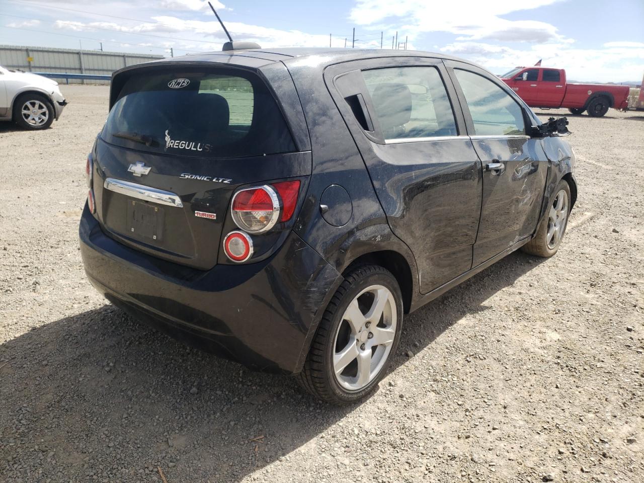 Photo 4 from auction – 2015 CHEVROLET SONIC LTZ with VIN 1G1JE6SB2F4203392