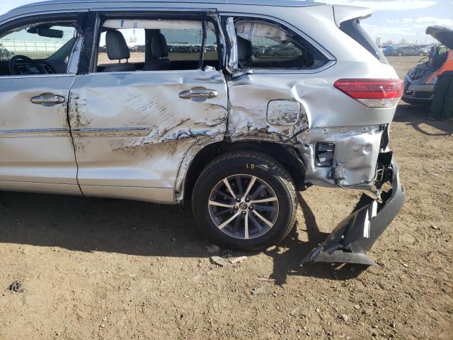 Photo 9 from auction – 2018 TOYOTA HIGHLANDER with VIN 5TDJZRFH1JS536174