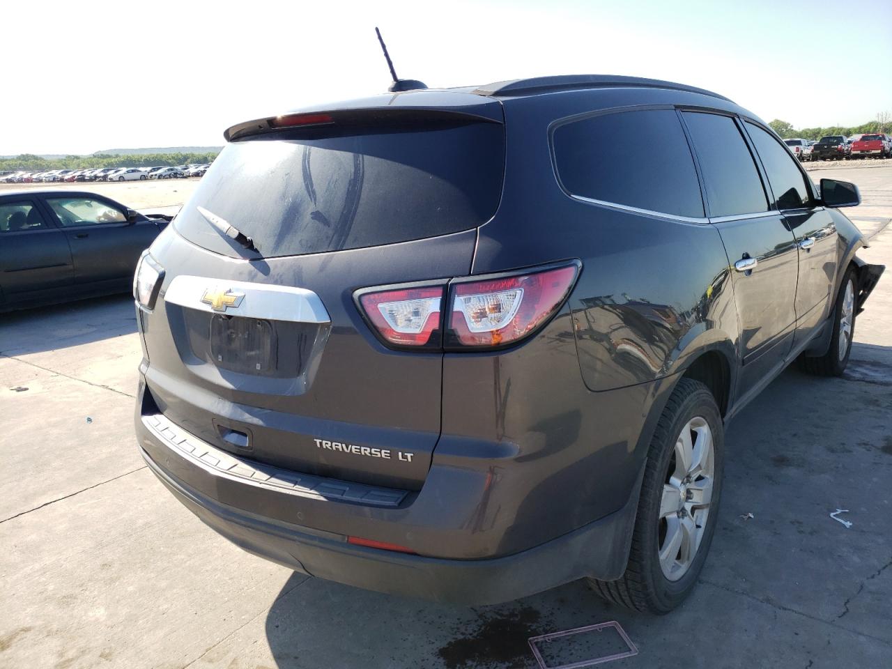 Photo 4 from auction – 2016 CHEVROLET TRAVERSE L with VIN 1GNKRGKDXGJ283798