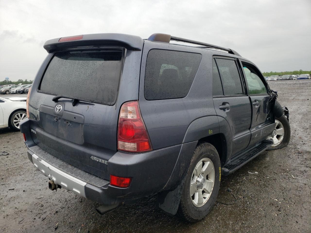 Photo 4 from auction – 2003 TOYOTA 4RUNNER SR with VIN JTEBU14R038010265