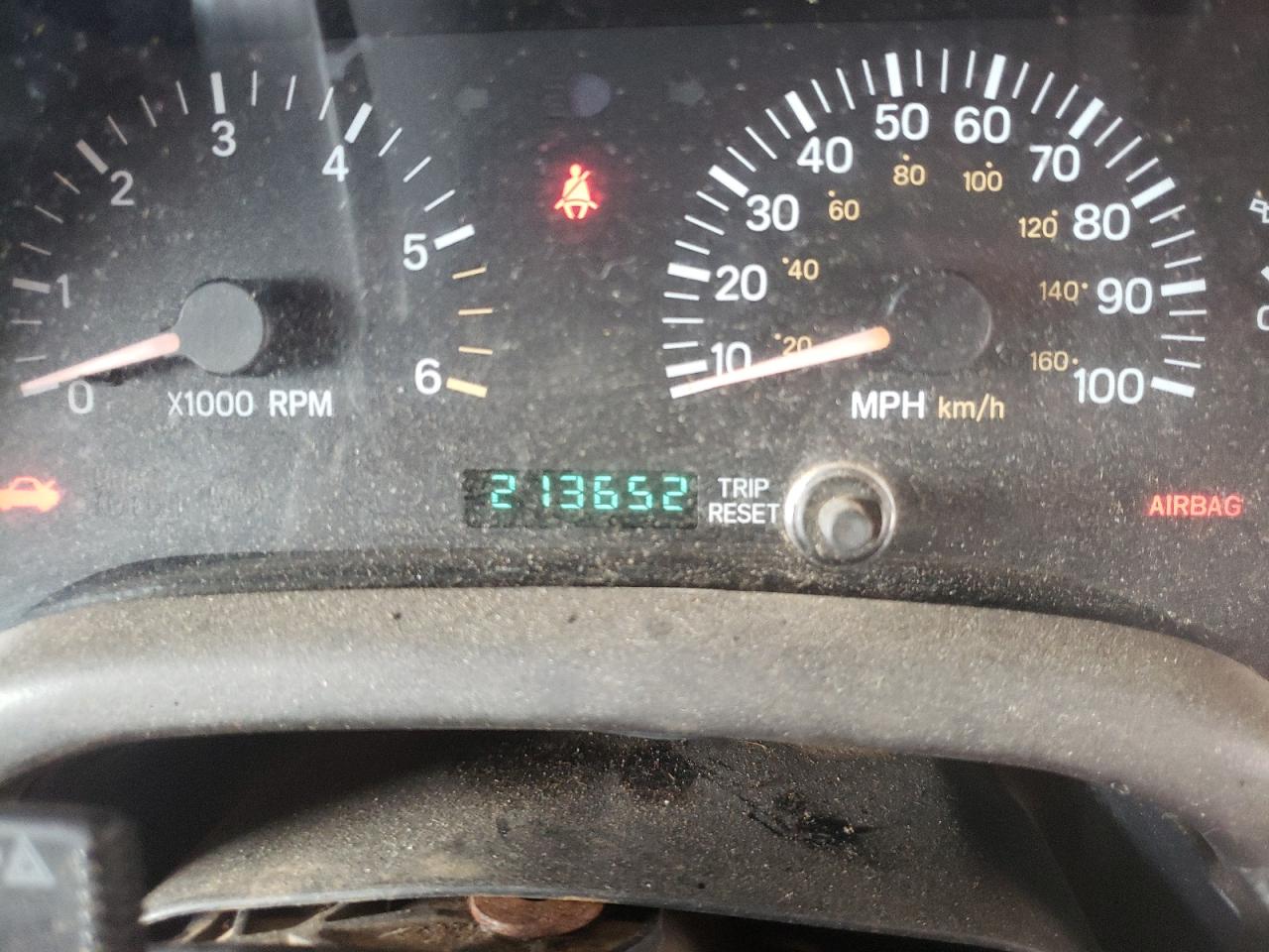 Photo 8 from auction – 2000 JEEP CHEROKEE S with VIN 1J4FB28S8YL550881