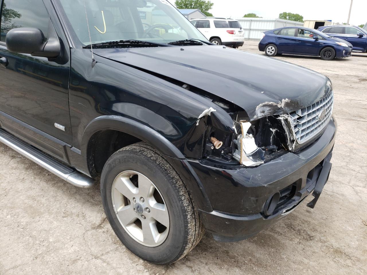 Photo 9 from auction – 2003 FORD EXPLORER L with VIN 1FMDU85W63ZA90834