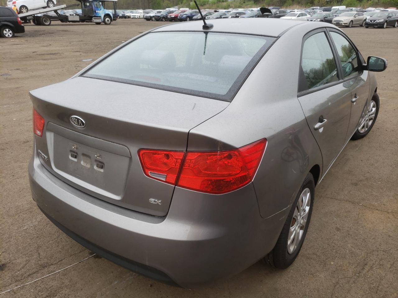 Photo 4 from auction – 2012 KIA FORTE EX with VIN KNAFU4A27C5572287