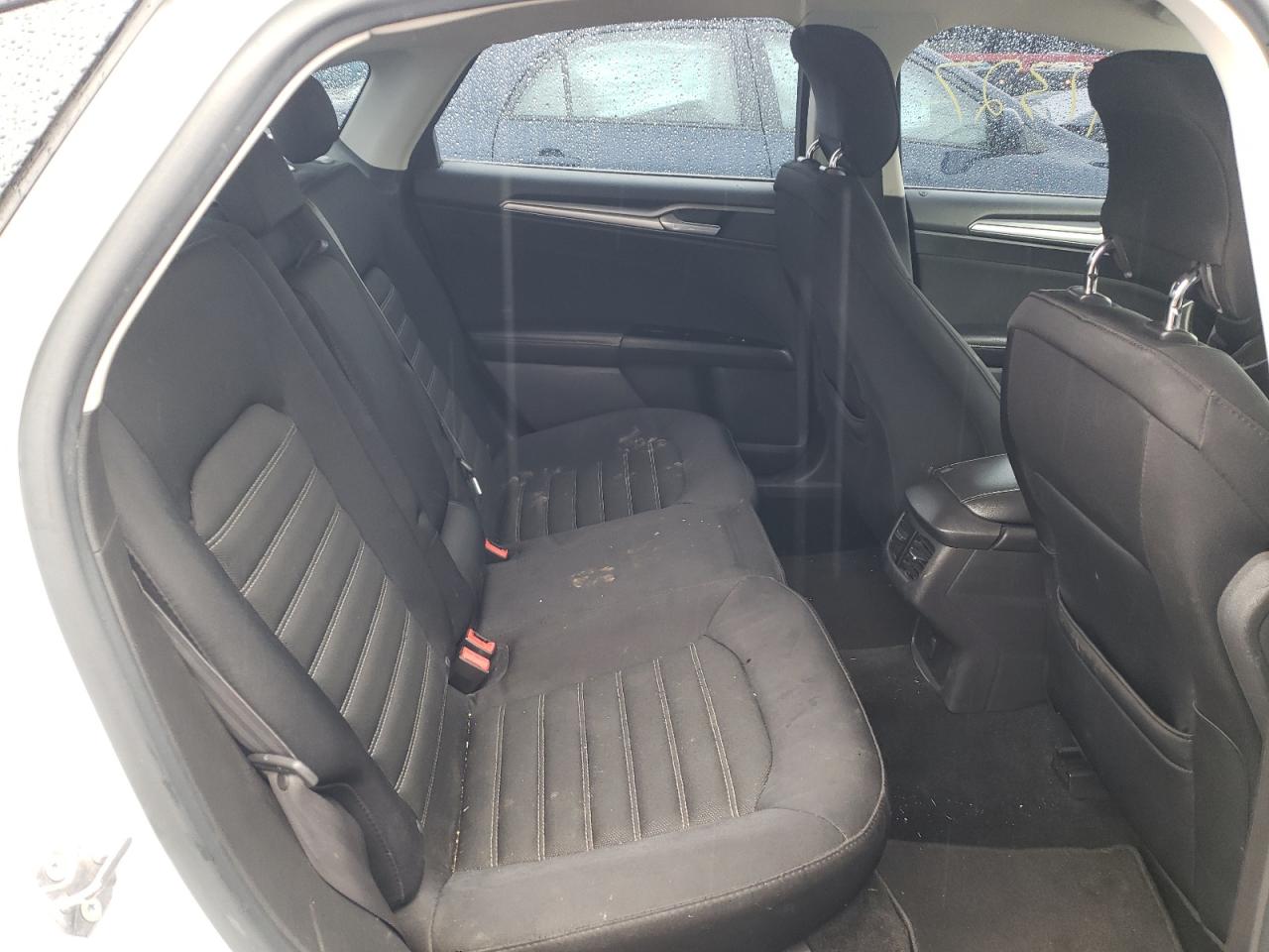 Photo 6 from auction – 2014 FORD FUSION SE with VIN 3FA6P0H72ER344031