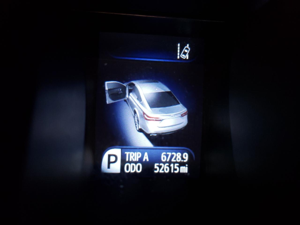 Photo 8 from auction – 2017 TOYOTA AVALON XLE with VIN 4T1BK1EB8HU255658