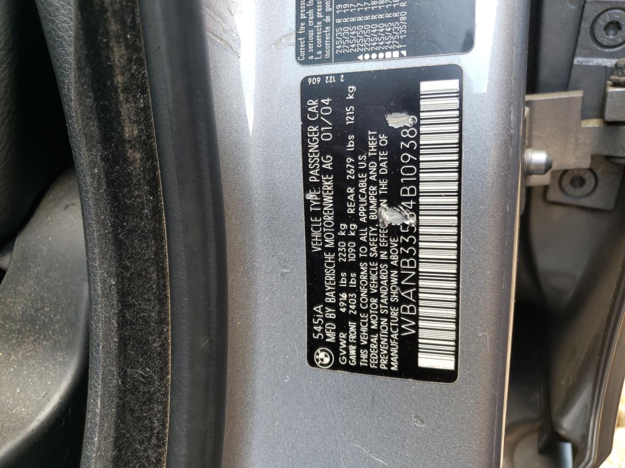 Photo 10 from auction – 2004 BMW 545 I with VIN WBANB33584B109385