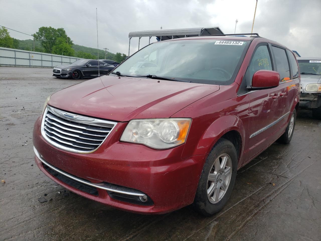 Photo 2 from auction – 2012 CHRYSLER TOWN & COU with VIN 2C4RC1BG0CR185840