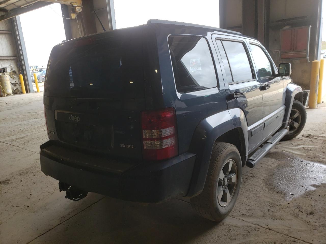 Photo 4 from auction – 2008 JEEP LIBERTY SP with VIN 1J8GN28K98W155231