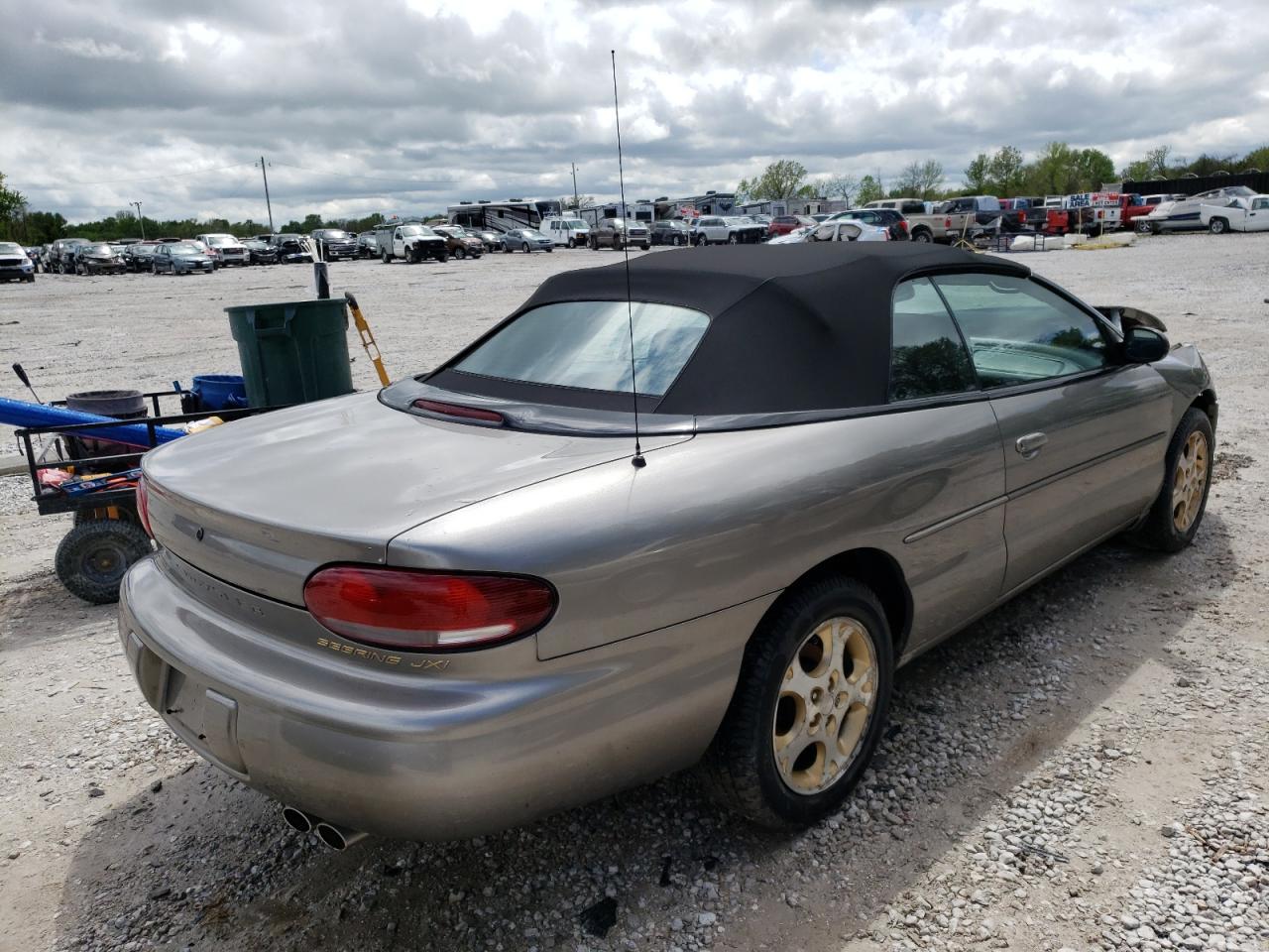 Zdjęcie 4 z aukcji – 1998 CHRYSLER SEBRING JX z VIN 3C3EL55H4WT337893
