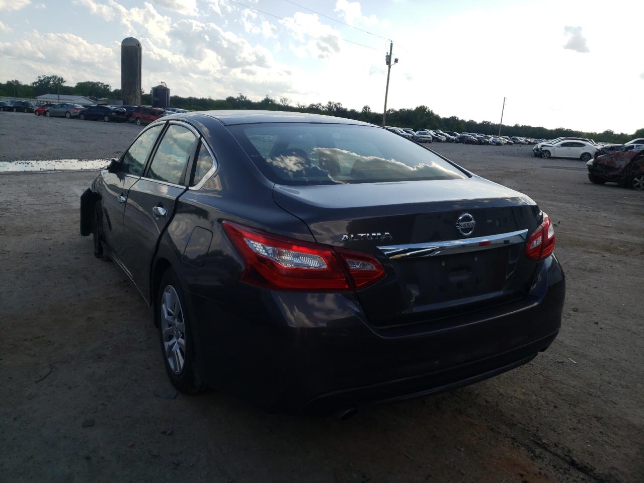 Photo 3 from auction – 2017 NISSAN ALTIMA 2.5 with VIN 1N4AL3AP8HC169367