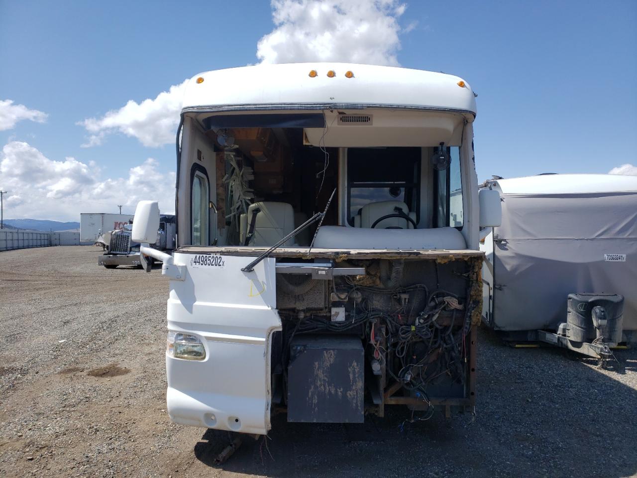 Photo 9 from auction – 2001 FREIGHTLINER CHASSIS X with VIN 4UZAAHAK71CJ06411