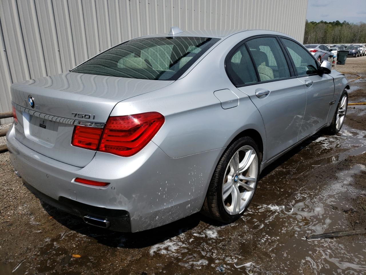Photo 4 from auction – 2012 BMW 750 I with VIN WBAKA8C53CDV99823
