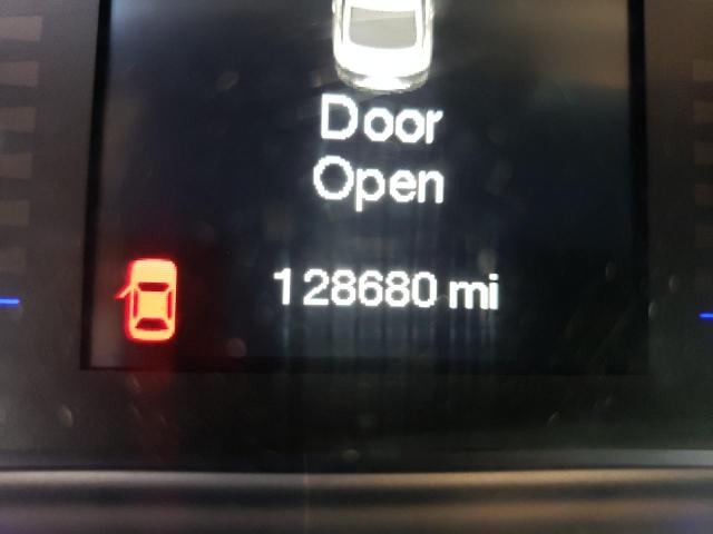 Photo 8 from auction – 2015 CHRYSLER 200 S with VIN 1C3CCCBB7FN747275