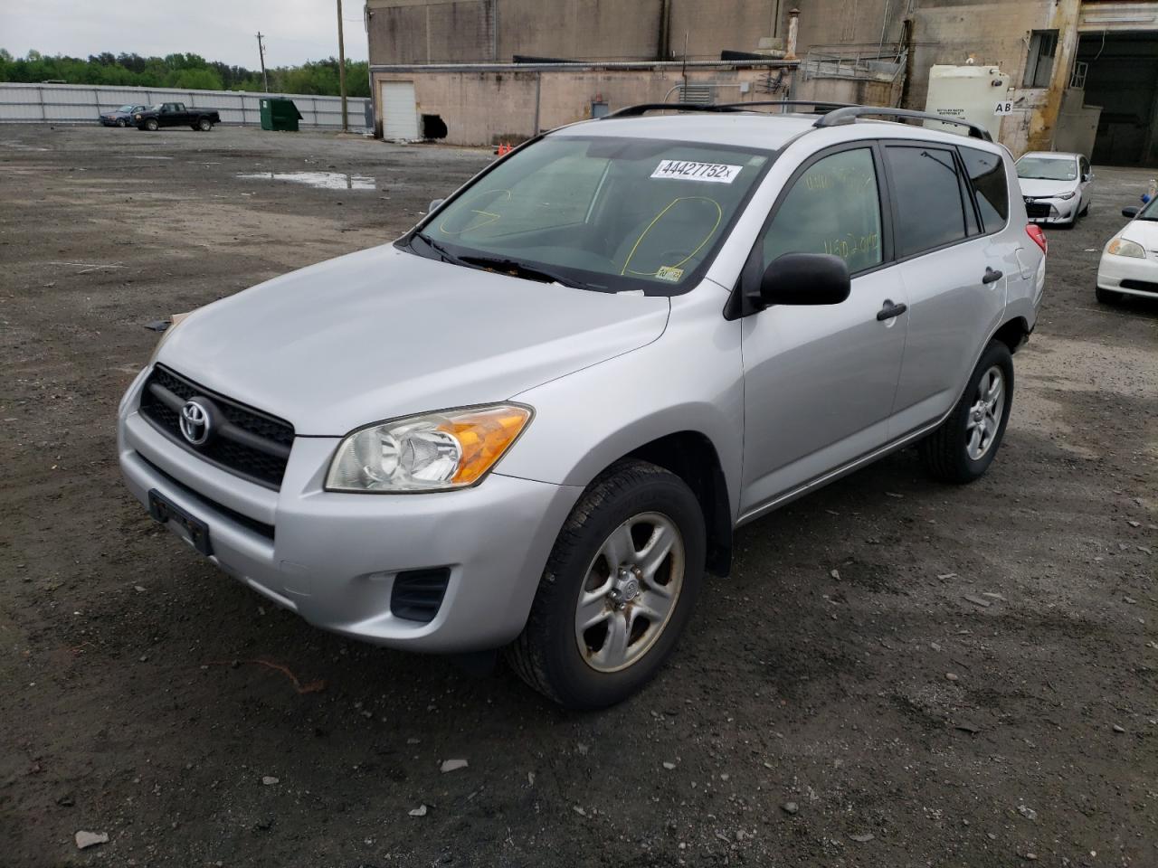 Photo 2 from auction – 2009 TOYOTA RAV4 with VIN JTMBF33V995016505