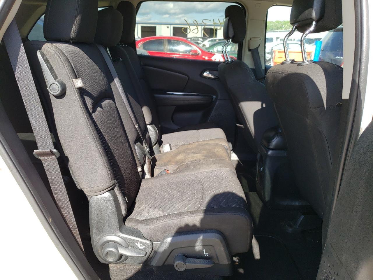 Photo 6 from auction – 2015 DODGE JOURNEY SE with VIN 3C4PDCAB1FT637947