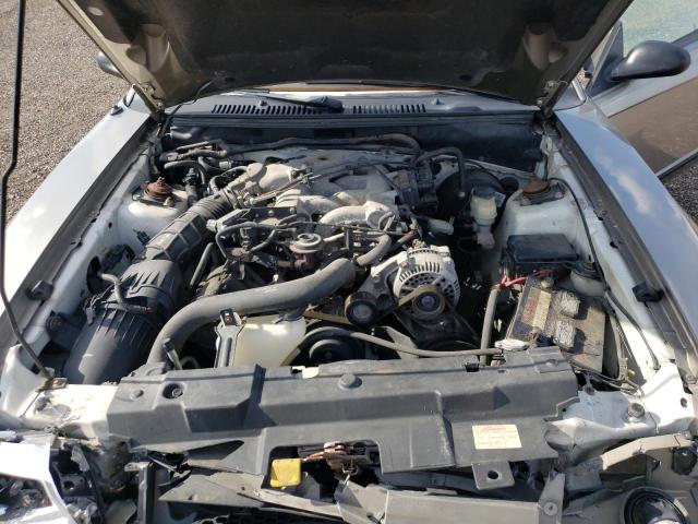 Photo 7 from auction – 2000 FORD MUSTANG with VIN 1FAFP4448YF254080