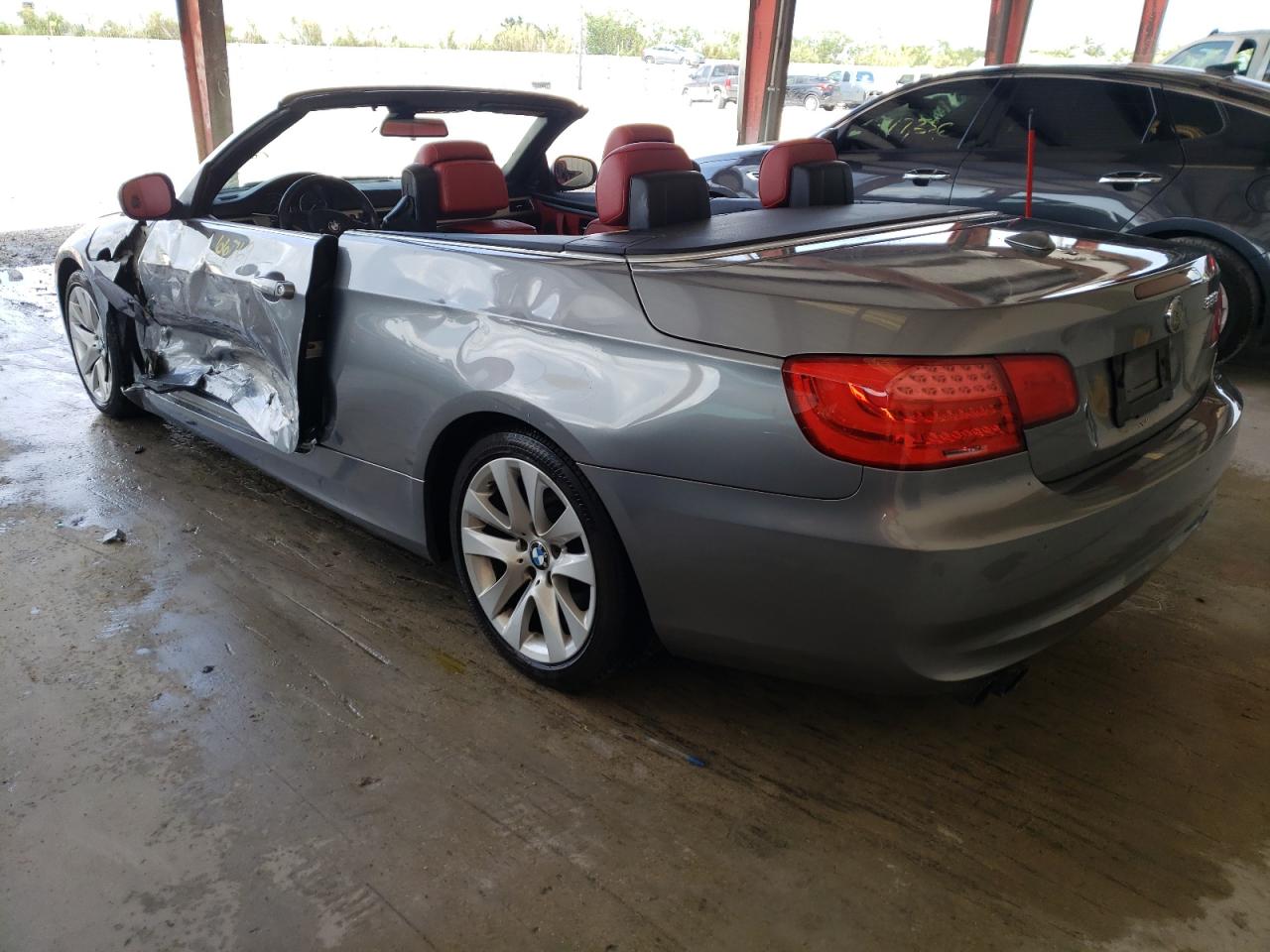 Photo 3 from auction – 2013 BMW 328 I with VIN WBADW3C59DJ525919