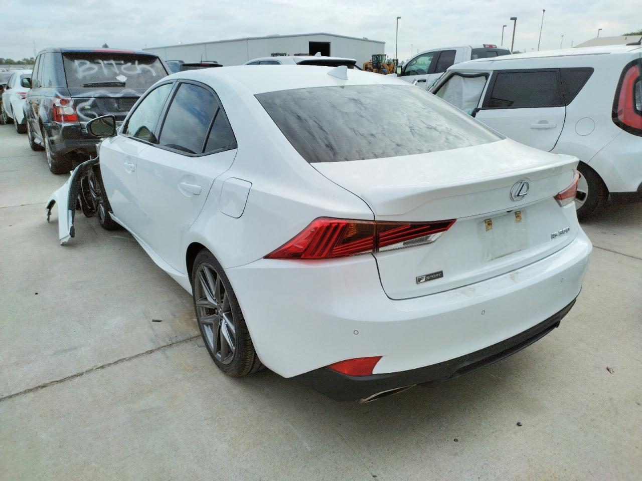 Photo 16 from auction – 2019 LEXUS IS 300 with VIN JTHBA1D24K5099207