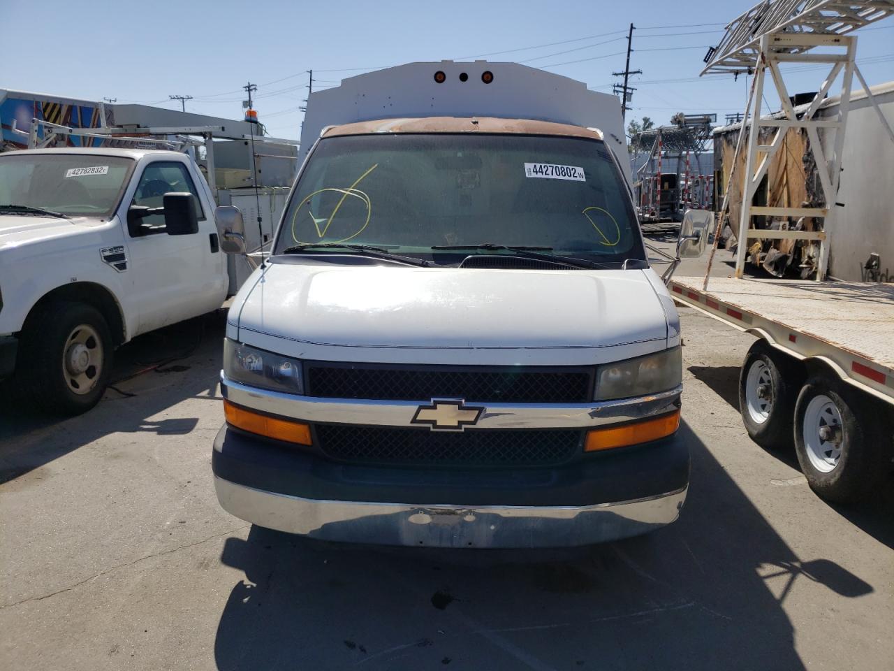 Photo 9 from auction – 2003 CHEVROLET EXPRESS G3 with VIN 1GBJG31U631161538