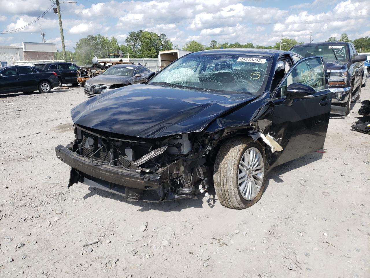 Photo 2 from auction – 2014 LEXUS ES 350 with VIN JTHBK1GG0E2149160