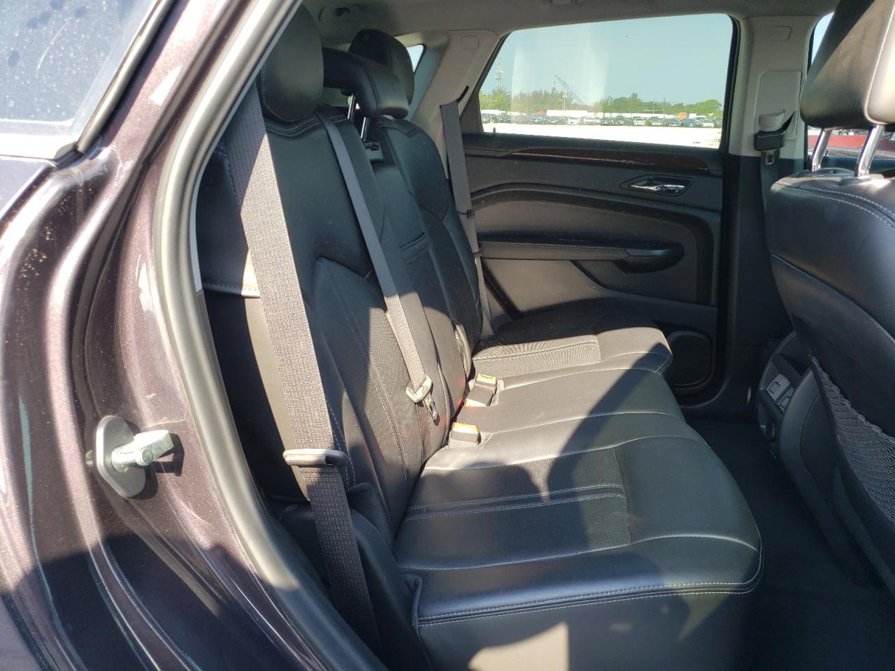 Photo 6 from auction – 2015 CADILLAC SRX LUXURY with VIN 3GYFNEE32FS538495