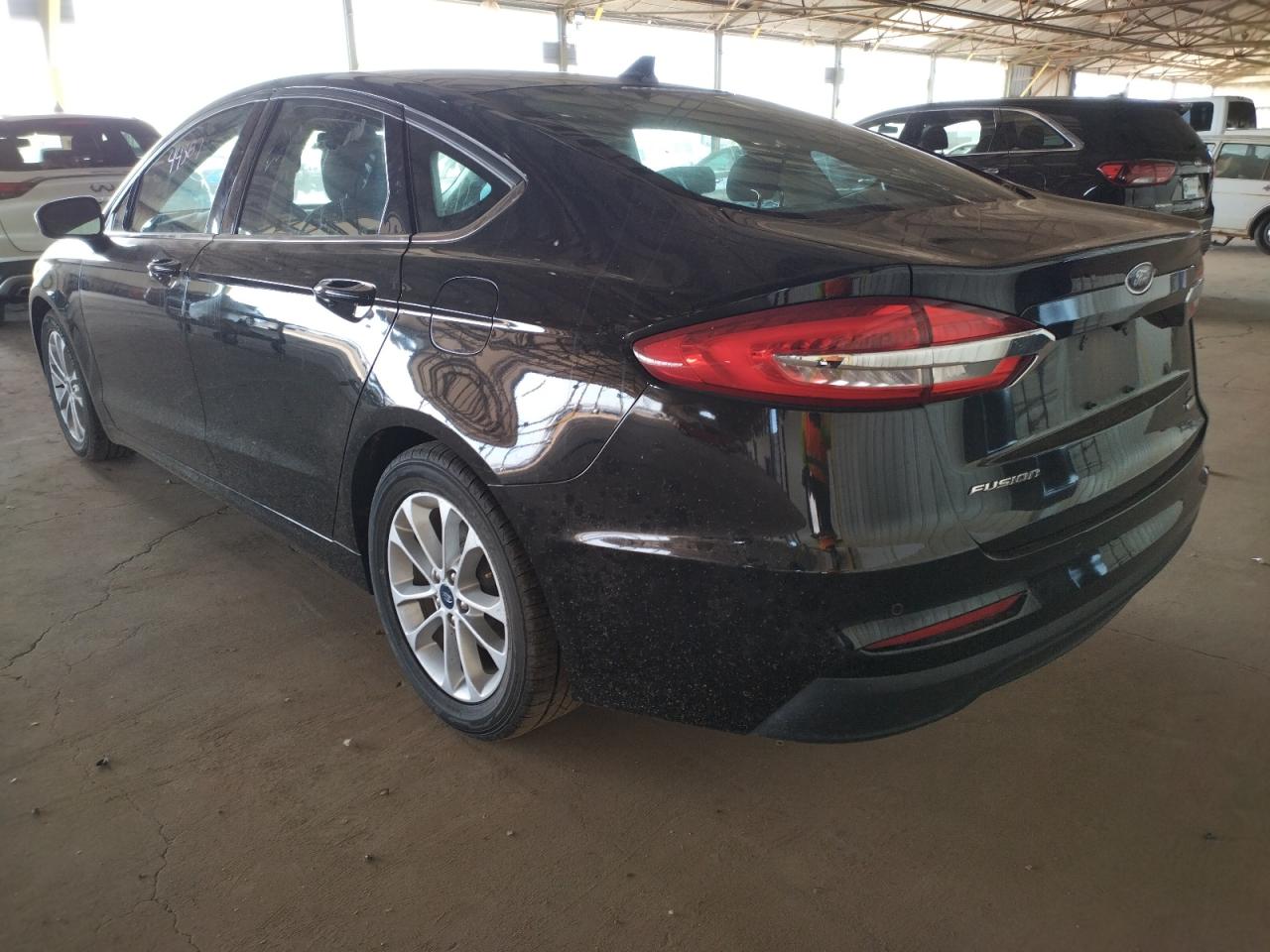 Photo 3 from auction – 2020 FORD FUSION SE with VIN 3FA6P0HD7LR136326