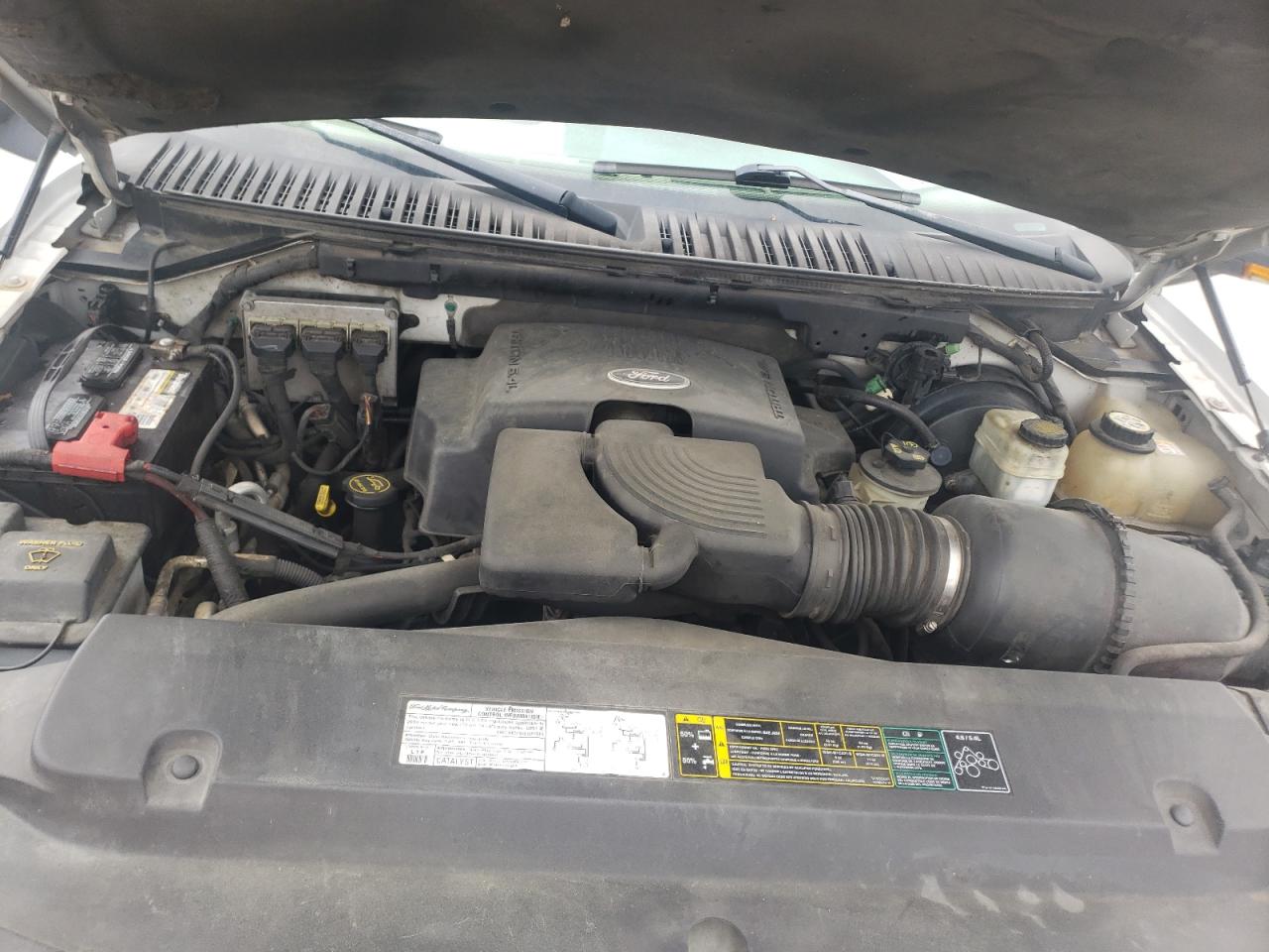 Photo 7 from auction – 2004 FORD EXPEDITION with VIN 1FMFU18L24LB90824