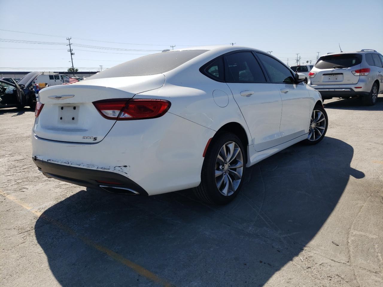 Photo 4 from auction – 2015 CHRYSLER 200 S with VIN 1C3CCCBB4FN546238