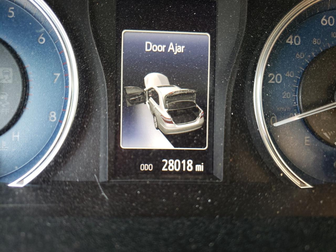 Photo 8 from auction – 2015 TOYOTA CAMRY LE with VIN 4T1BF1FK3FU930753