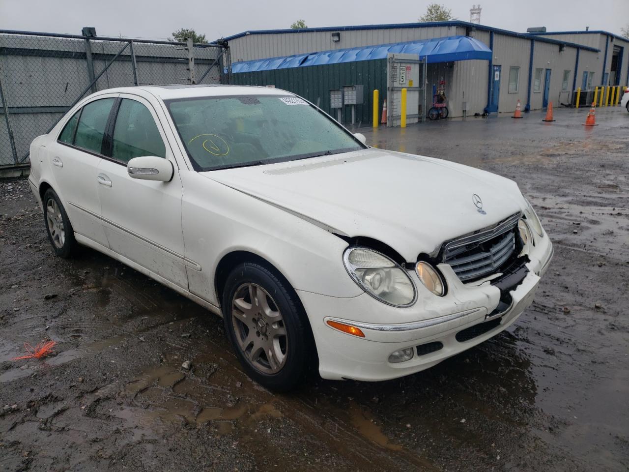 MERCEDES-BENZ E 320 2003 with VIN WDBUF65J43X111813 - Photo from auction