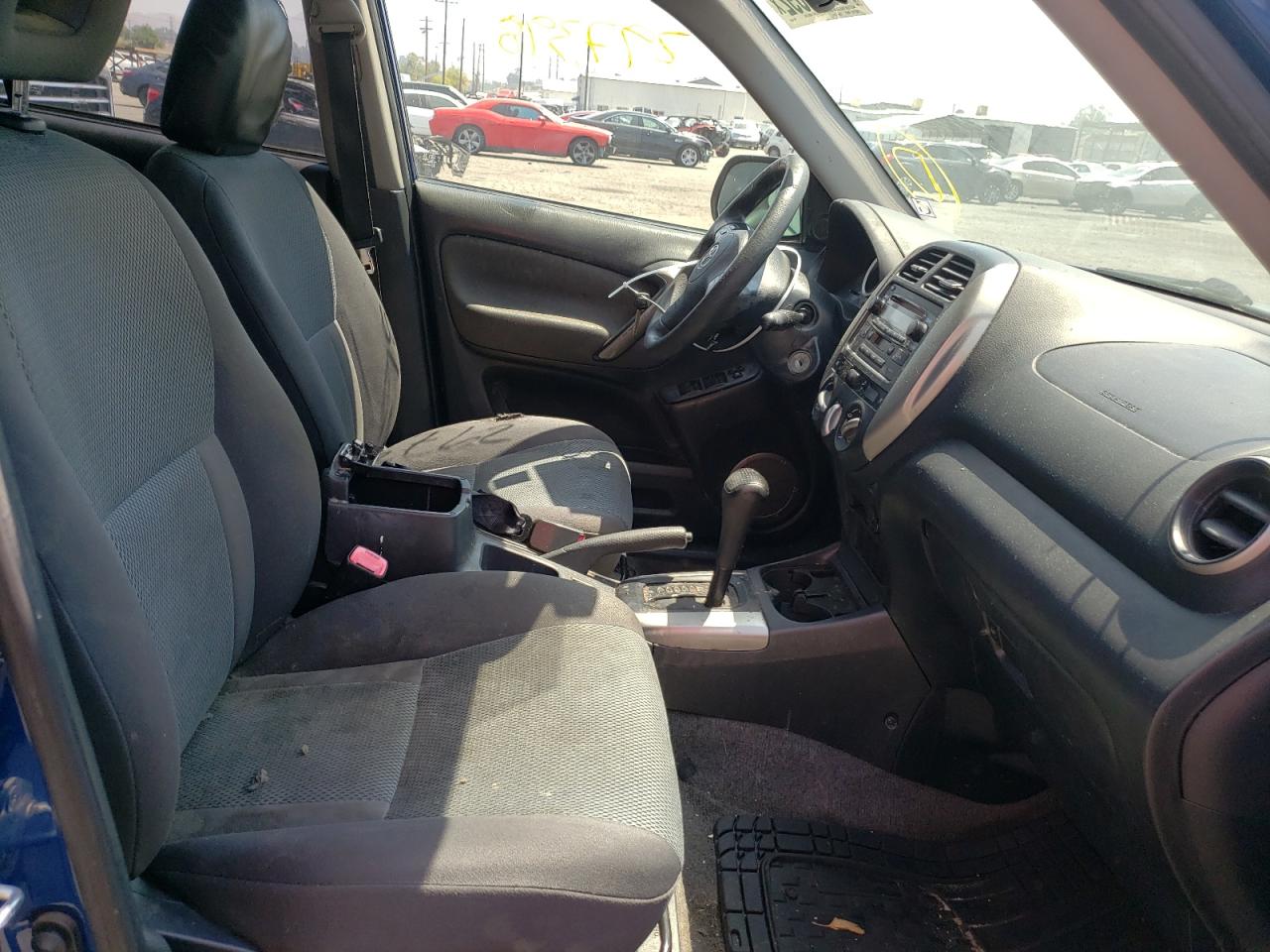 صورة رقم 5 من المزاد - 2005 TOYOTA RAV4 مع VIN JTEGD20V650060118