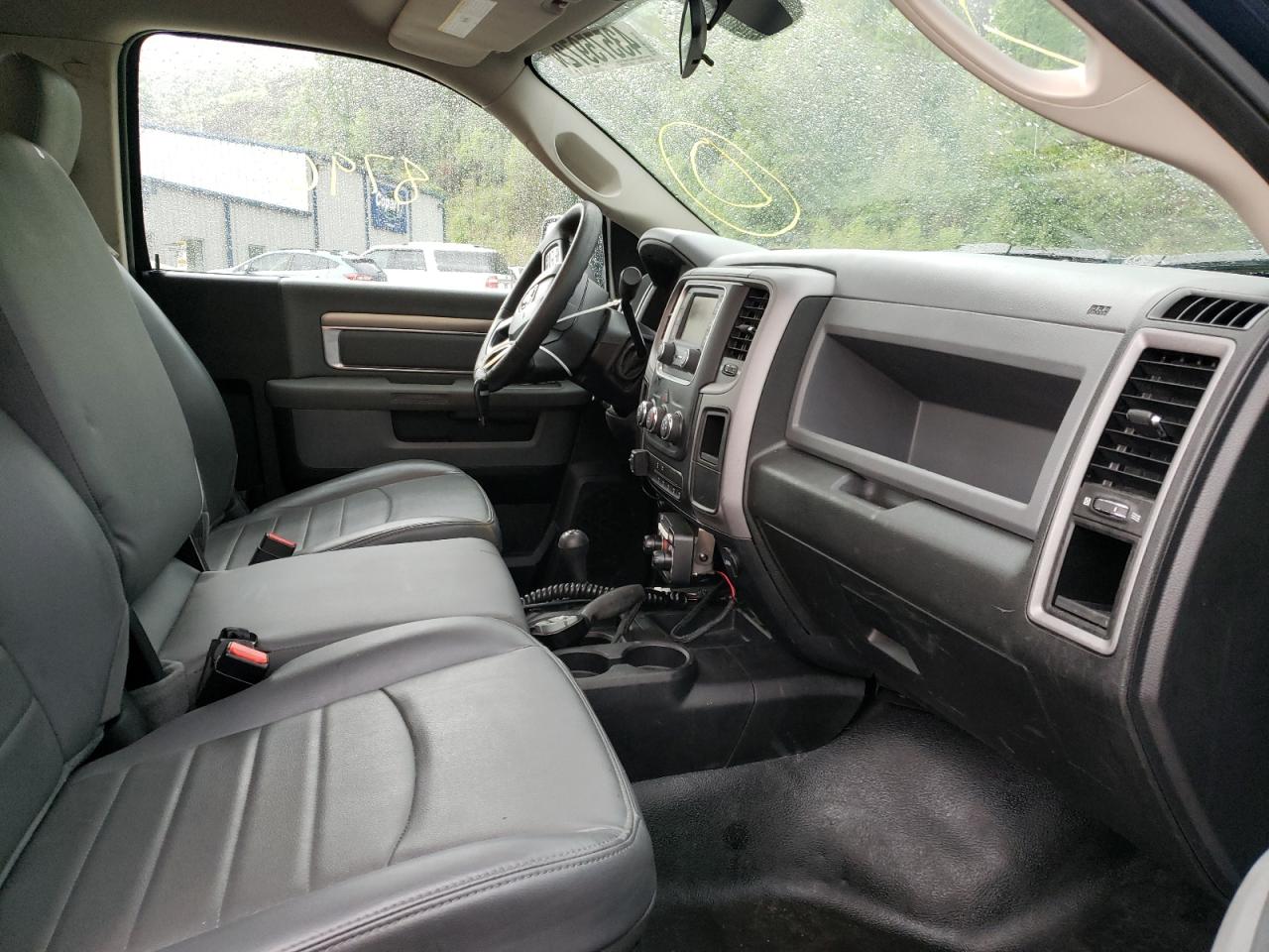 Photo 5 from auction – 2017 RAM 2500 ST with VIN 3C6MR5AJ4HG744503