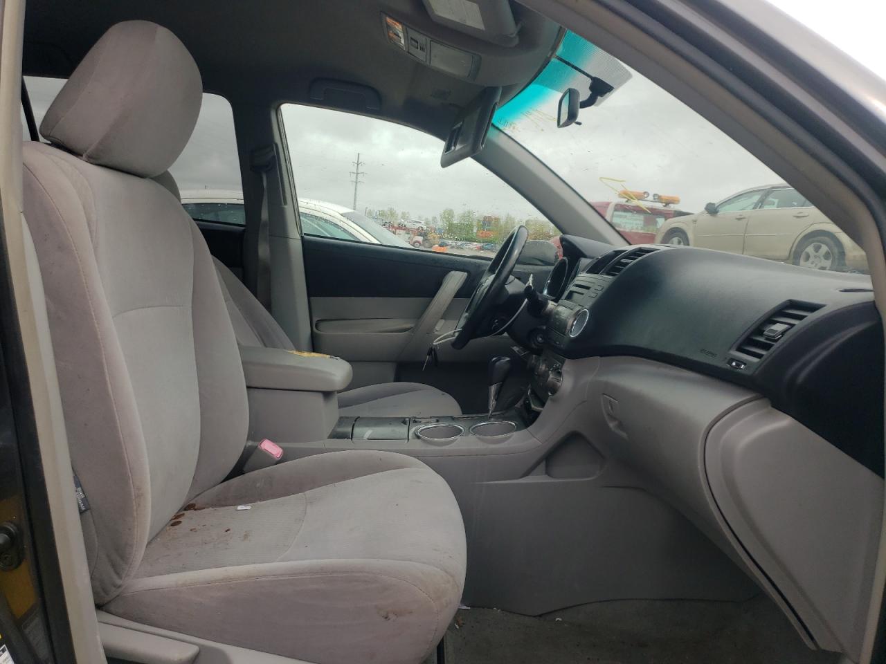Photo 5 from auction – 2008 TOYOTA HIGHLANDER with VIN JTEES41A082034823