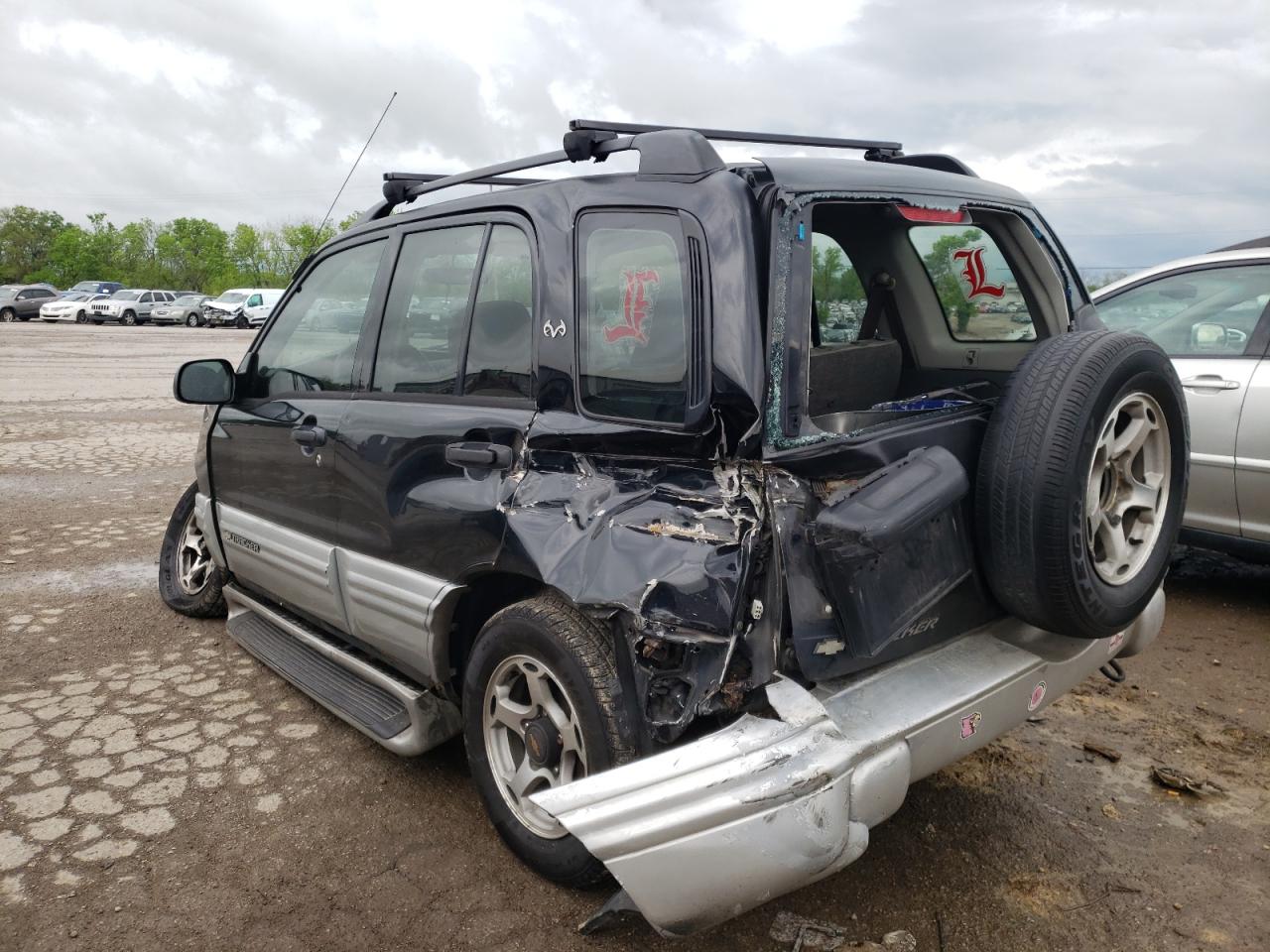 Photo 3 from auction – 2001 CHEVROLET TRACKER LT with VIN 2CNBJ634816916436
