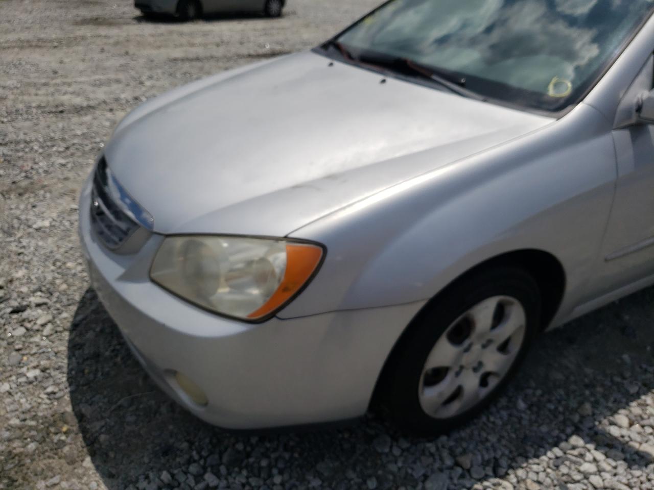 Photo 9 from auction – 2005 KIA SPECTRA with VIN KNAFE121955156908