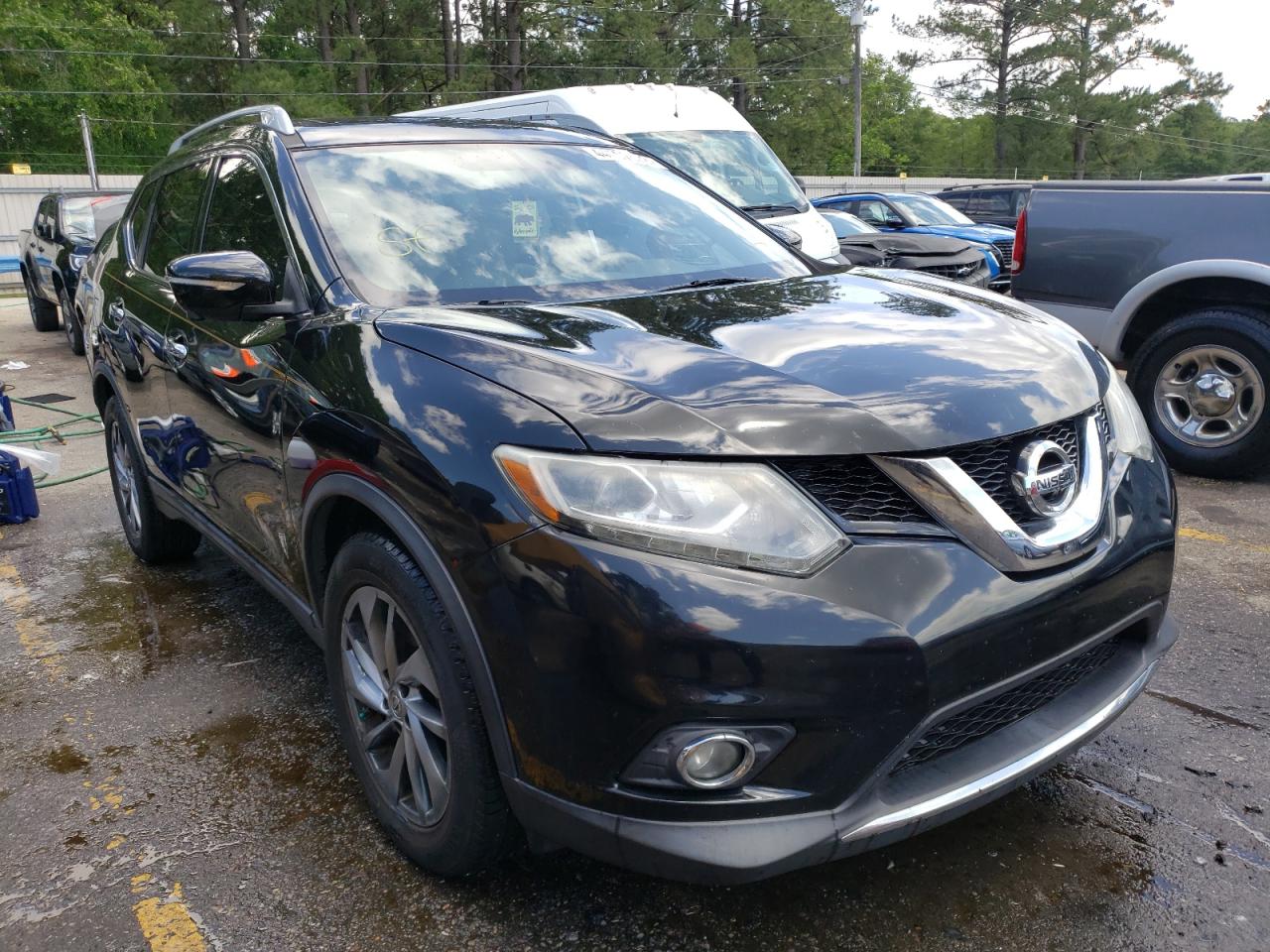 Photo 1 from auction – 2015 NISSAN ROGUE S with VIN 5N1AT2MT9FC853365