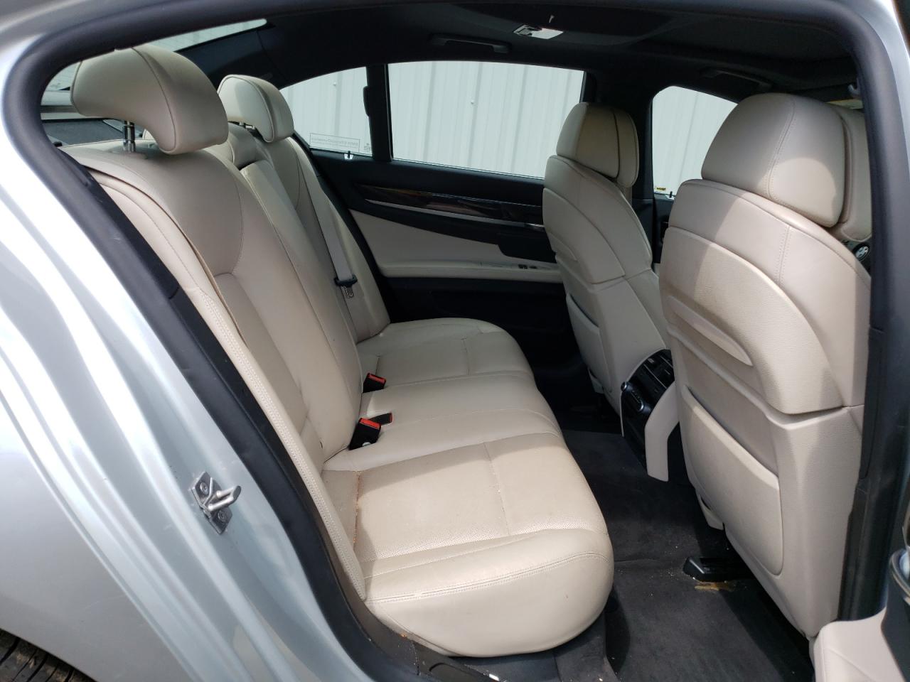 Photo 6 from auction – 2012 BMW 750 I with VIN WBAKA8C53CDV99823