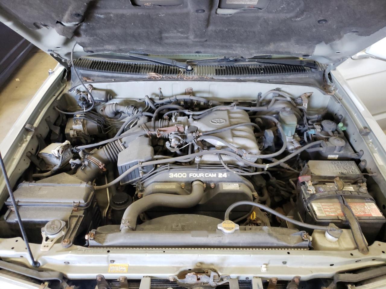 Photo 7 from auction – 2000 TOYOTA 4RUNNER SR with VIN JT3HN86R8Y0322152
